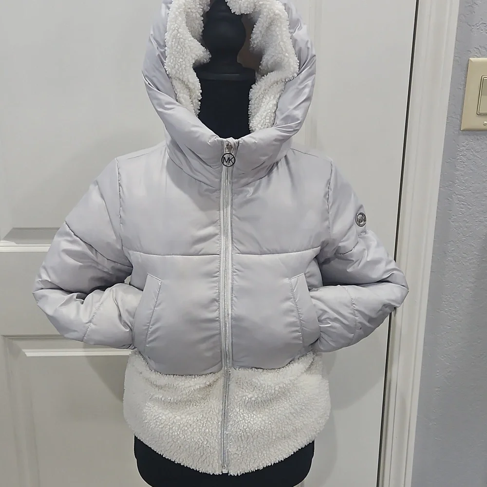 Michael Kors Light Grey Puffer Coat Size 7/8